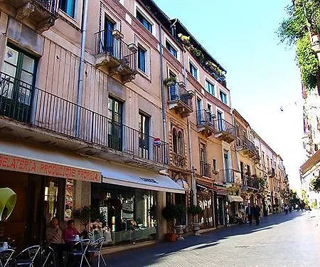 Victoria Taormina