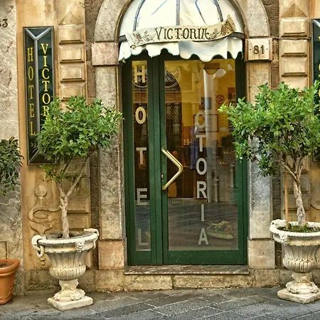 Hotel Victoria 3*