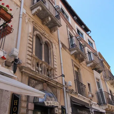 Victoria Taormina